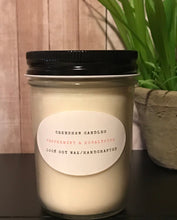 Load image into Gallery viewer, Peppermint and Eucalyptus Soy Candle.
